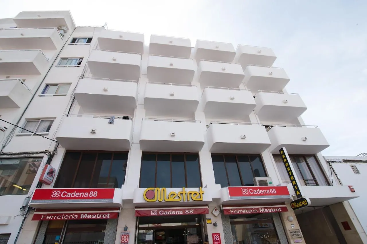 Sant Antoni de Portmany Apartamentos Mestret ספרד