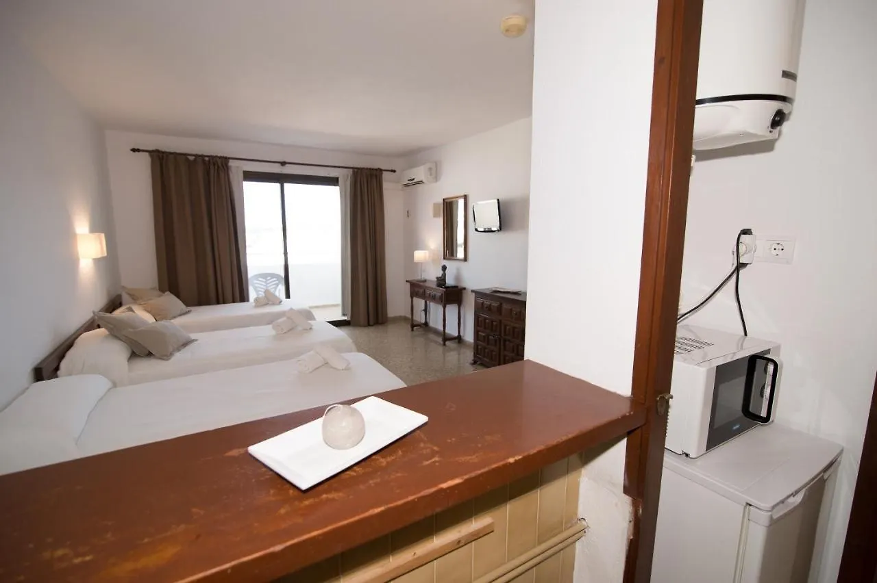 דירה Sant Antoni de Portmany Apartamentos Mestret ספרד