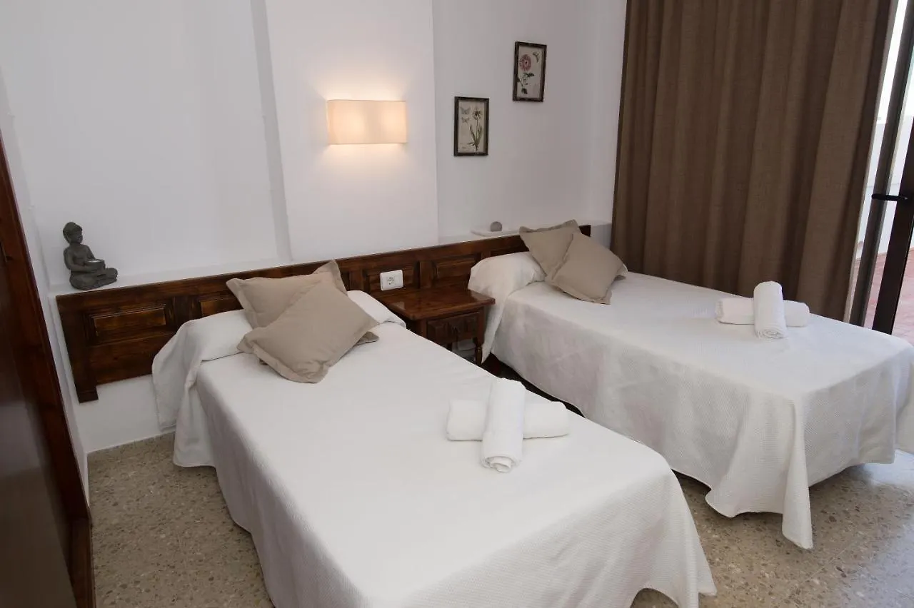 Sant Antoni de Portmany Apartamentos Mestret 0*, Sant Antoni de Portmany ספרד