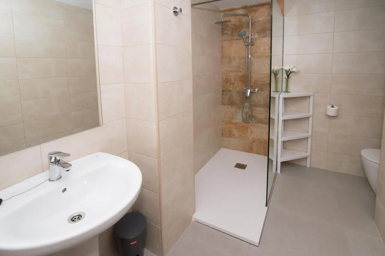 Sant Antoni de Portmany Apartamentos Mestret דירה