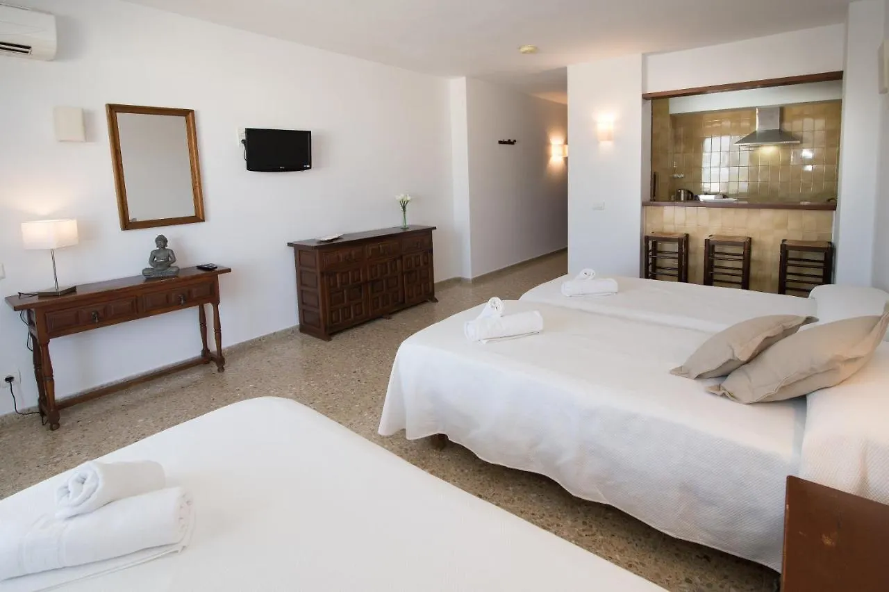 Sant Antoni de Portmany Apartamentos Mestret ספרד